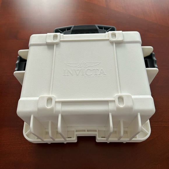 Invicta Jason Taylor JT Limited Edition White 3 Slot Watch Dive Impact Case Box - Picture 14 of 15